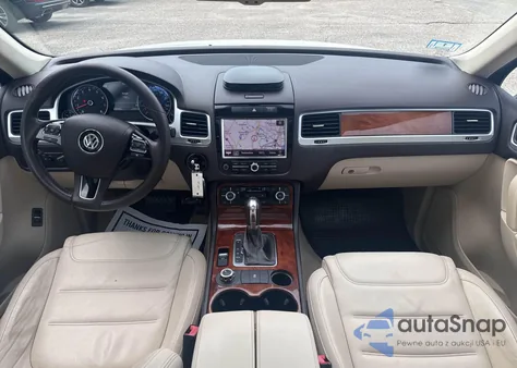 2013 Volkswagen Touareg Vr6 Lux from USA, damaged, VIN WVGEF9BP3DD005660